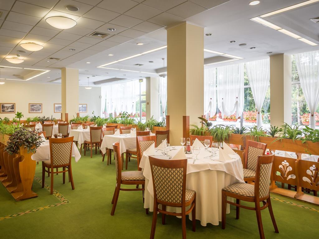 Ensana Sovata Hotell Exteriör bild