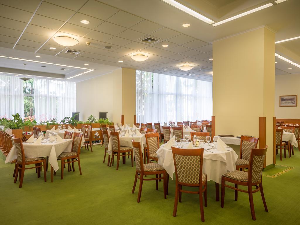 Ensana Sovata Hotell Exteriör bild